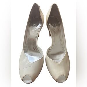 Franco Sarto white patent leather heels - 7.5
